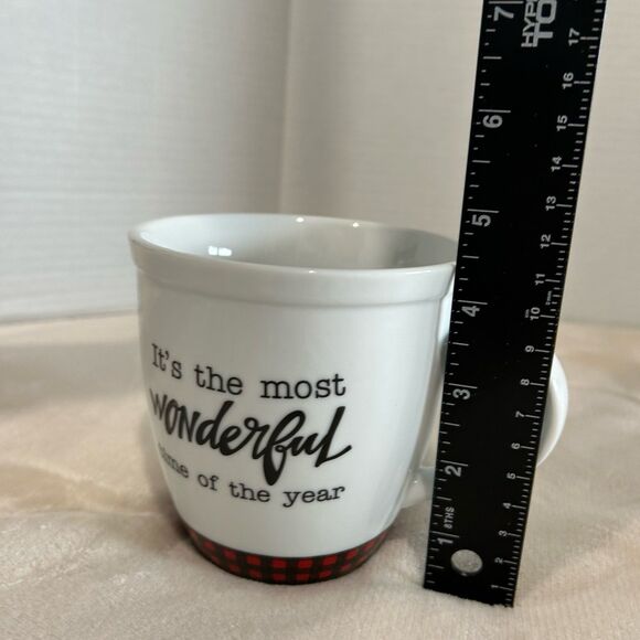 Collin’s “It’s the most wonderful time of the year”  Ceramic Mug LNWOT - Picture 8 of 8